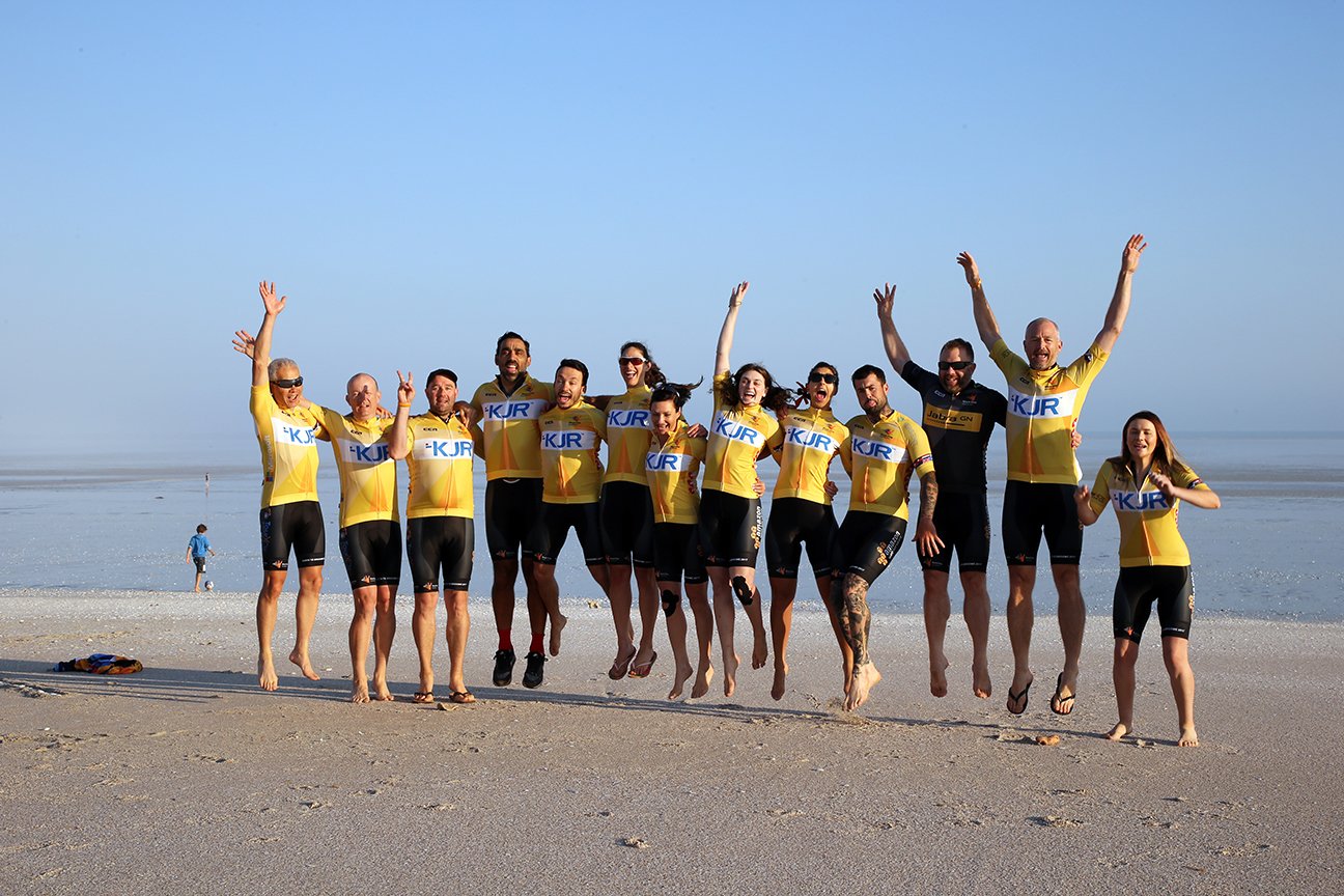 KJR Yellow Jumping tourxoz